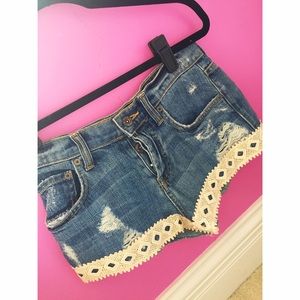 FLASH SALE: LF denim shorts