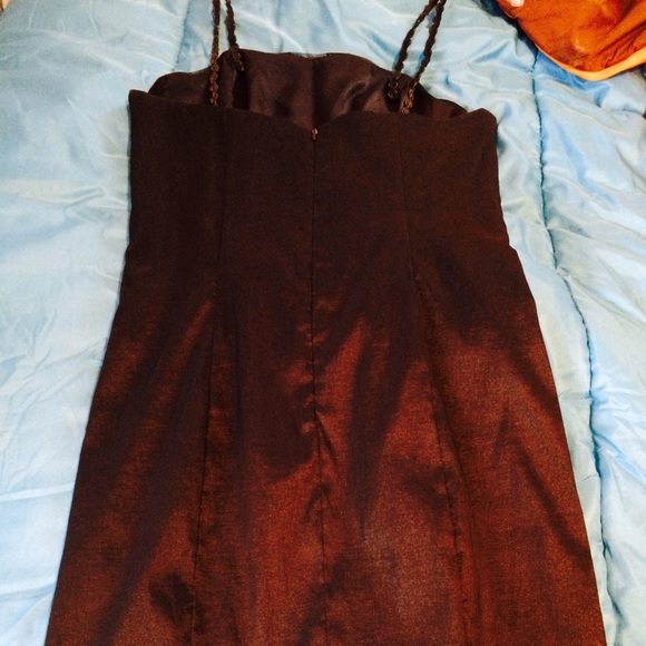 Dress - Picture 3 of 3