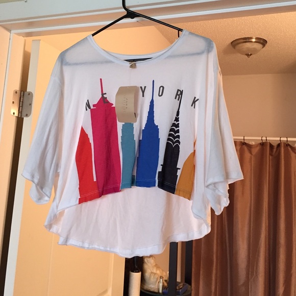 Brand new Zara crop tee shirt