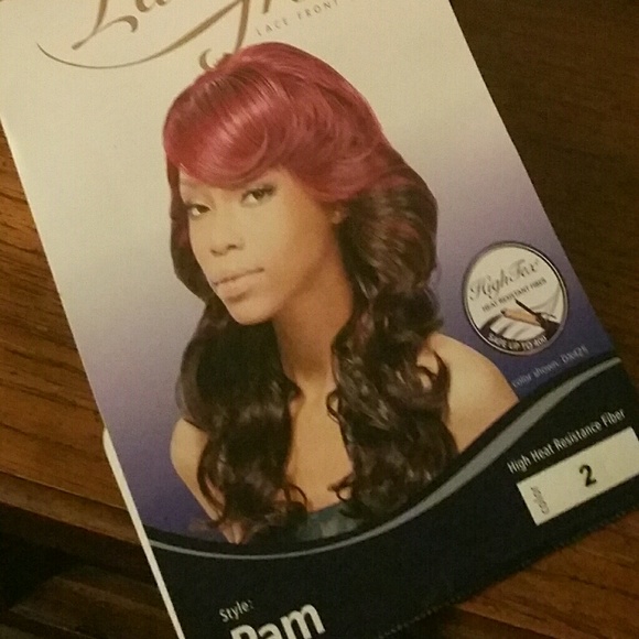 Wig - Picture 2 of 4
