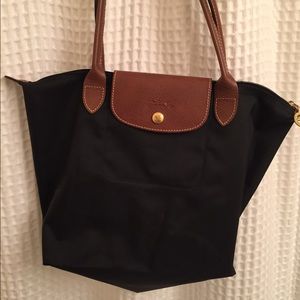 Small black longchamp tote