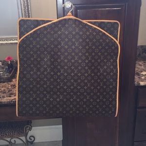 100% authentic Louis Vuitton Garment bag