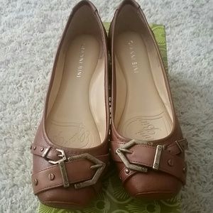 NIB WOMEN'S GIANNI BINI PEYTIN HAMPTON TAN FLATS