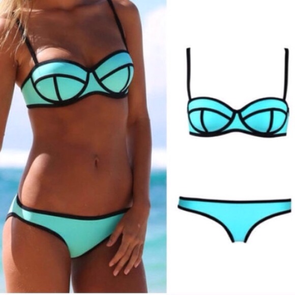 Blue neoprene bikini set - Picture 3 of 4