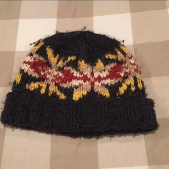 NEW - American Eagle Knitted Yellow Tappers Hat - Picture 1 of 1