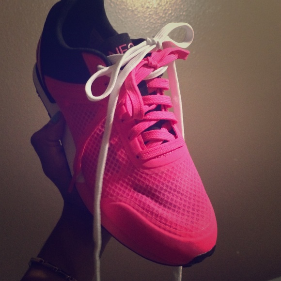 Adidas shoes neo never worn