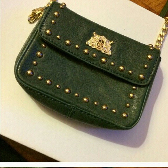 2 juicy couture bags n sweater