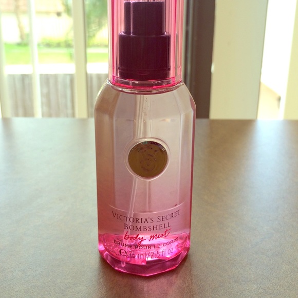 Victoria's Secret Bombshell Perfume