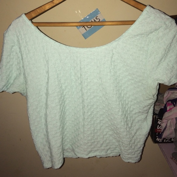 Baby teal crop top