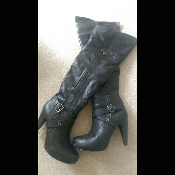 X SOLD X GUESS BOOTS