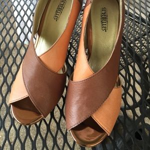 Seychelles pink/brown/bronze wedge sandals