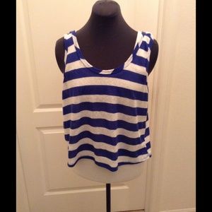 💥Sold!💥Blue and white striped crop top