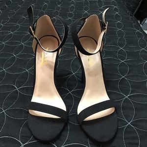 Black and gold high heels!