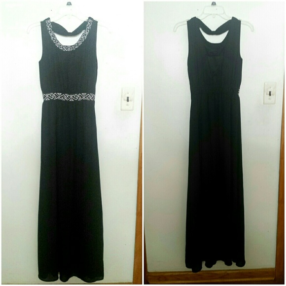 Classy Black Maxi Dress