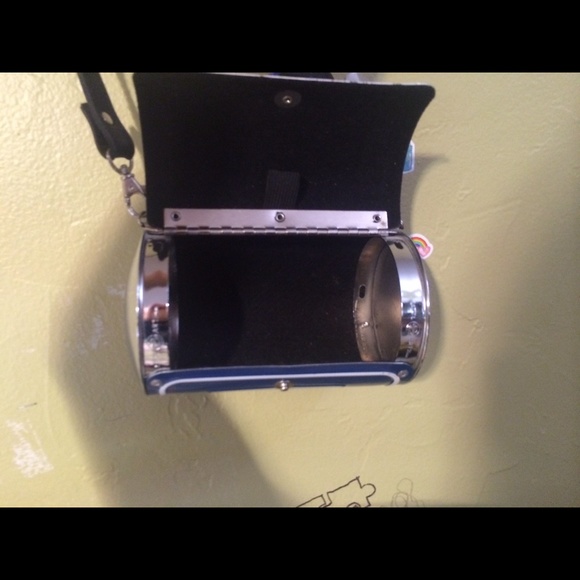 🚫BUNDLED🚫 Over the shoulder License plate purse - Picture 2 of 3