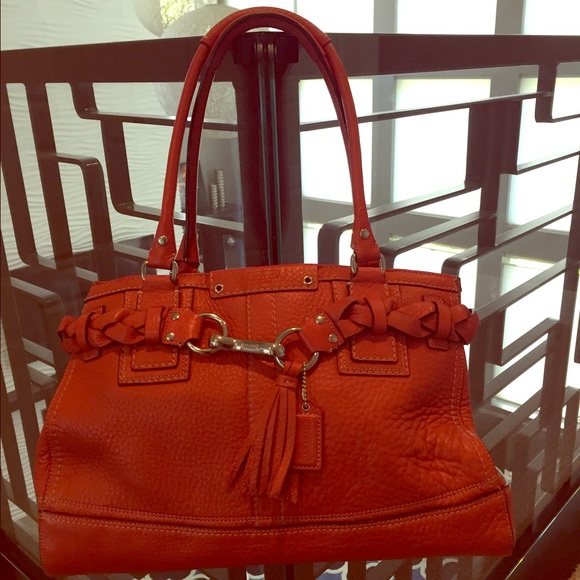 Coach bag. Leather. Orange.