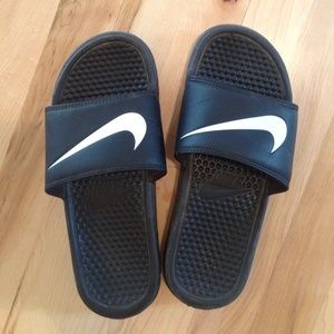 Nike Slip-Ons