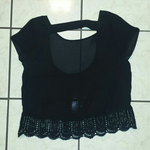 Black top - Picture 2 of 2