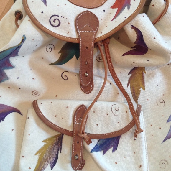 Hand painted backpack - Picture 2 of 4