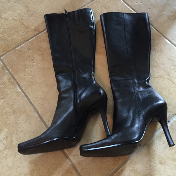 Guess tall boots