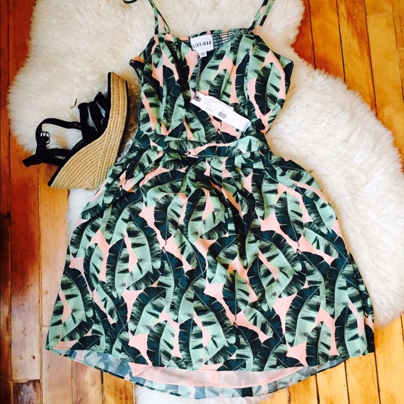 NWT palm frond backless dress