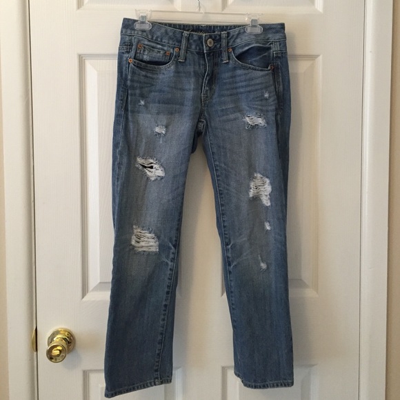 The boyfriend jeans are back in style!