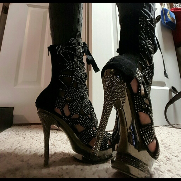 Summer Booties - Picture 3 of 4