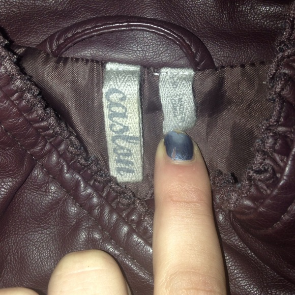 Leather jacket - Picture 2 of 3