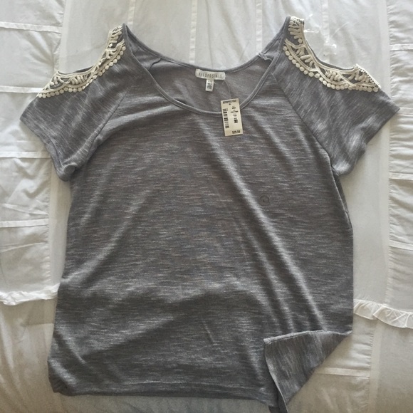 Aeropostale Tops - NEW Aeropostale Top!