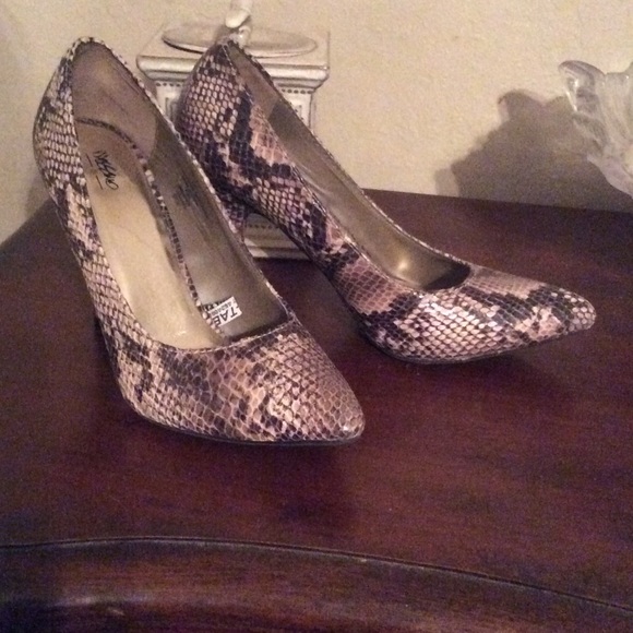 Faux Snakeskin Heels - Picture 2 of 3