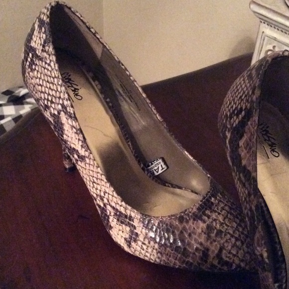 Faux Snakeskin Heels - Picture 3 of 3