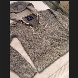 American Eagle grey hoodie