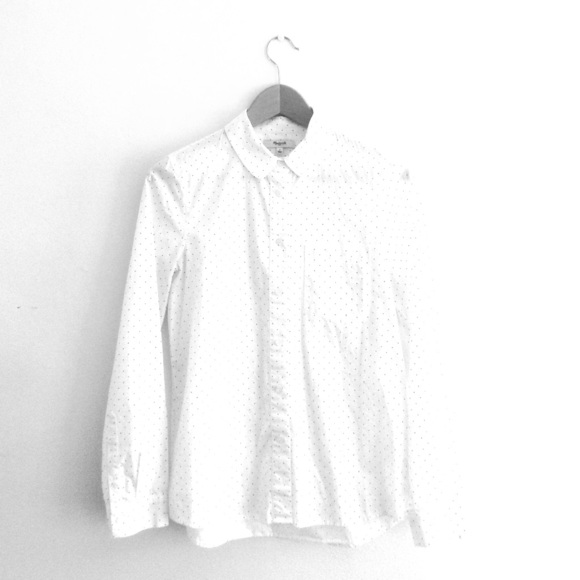 Madewell White Button-Up Peter Pan Collar in Dot