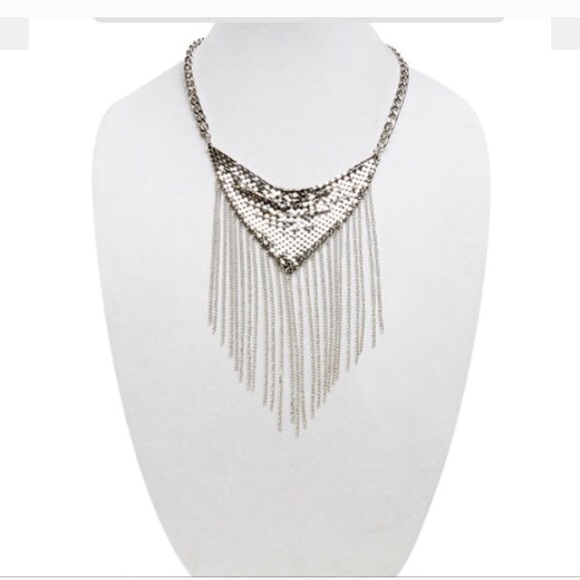 Jewelry - NWT! Silver disco mesh fringe necklace
