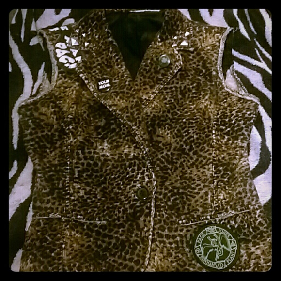 Leopard vest