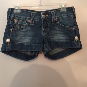 Cuffed denim shorts
