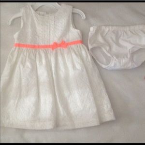 Baby girl white eyelet dress 🌹