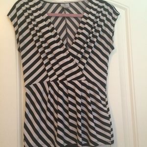 Worthington black and white top