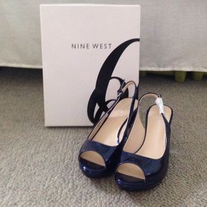 Nine West blue pumps never worn