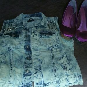 Vest and shoe @nette14