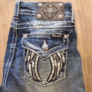 Miss Me Angel wing Capri stretch jeans