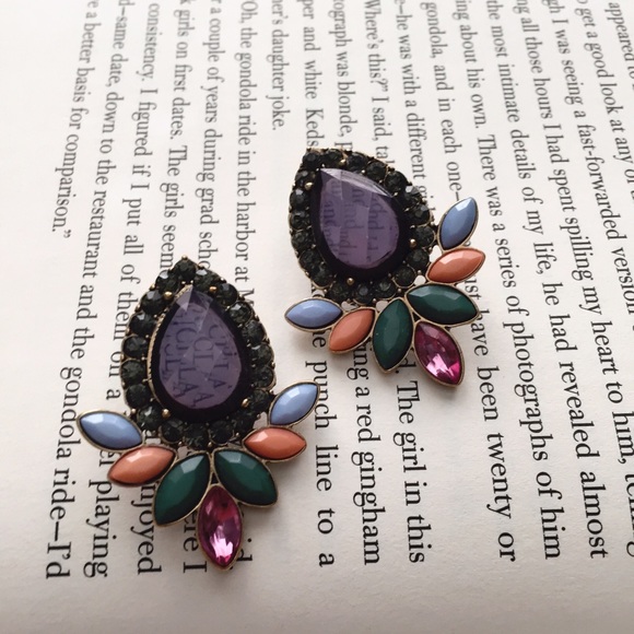 Jewelry - Bright and beautiful!!