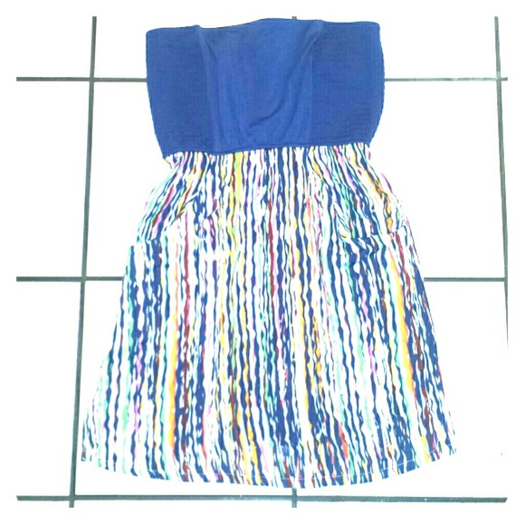 Casual dress - Picture 1 of 2