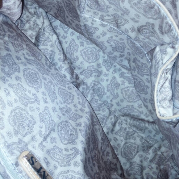 Handbag - Picture 2 of 2