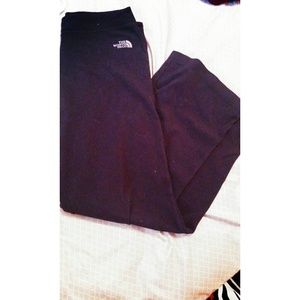 😘 north face sweats 😘