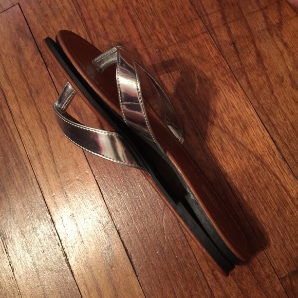 New Flip Flops - Picture 2 of 2