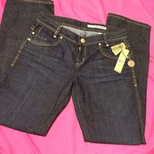 DKNY JEANS