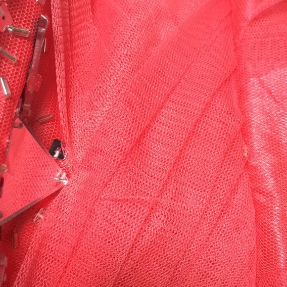 Short homecoming/saides dress - Picture 2 of 3