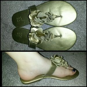 New York & Co Gold Ruffle Sandles