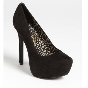 Jessica Simpson Jasmint Suede Black Pumps